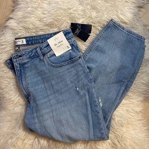 Abercrombie & Fitch Curve Love Mom Jeans